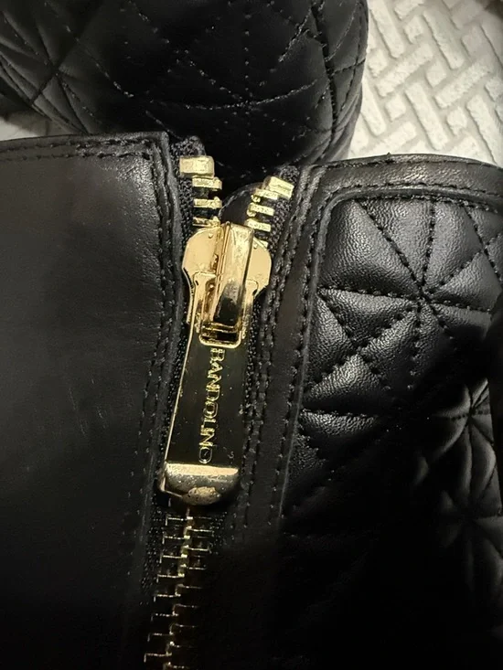 Bandolino Bdumika Black Quilted Heel Ankle Boots with Gold Zipper Size 10M - Picture 6 of 11